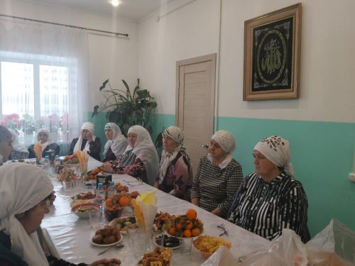 Каратмәндә Рәгаиб кичәсе узды