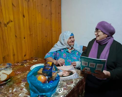 Олы Яке авылы мәдәният йорты һәм китапханә хезмәткәрләре «Мәрхәмәтле булыйк» акциясенә кушылды