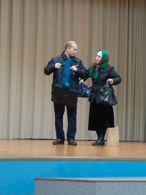 Яшел Үзән районы үзешчәннәре елмайта да, елата да ала