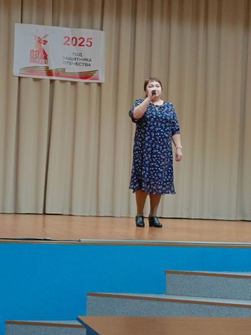 Яшел Үзән районы үзешчәннәре елмайта да, елата да ала