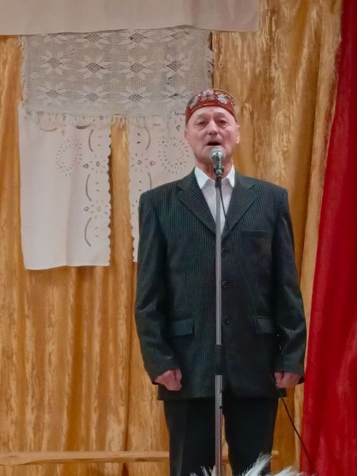 Яшел Үзән районы үзешчәннәре елмайта да, елата да ала