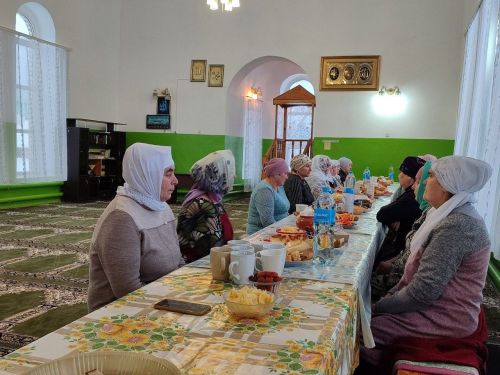 Яшел Үзән районы Бишнә авылы мәчетендә ифтар ашы узды