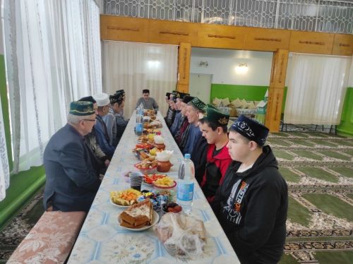 Яшел Үзән районы Бишнә авылы мәчетендә ифтар ашы узды