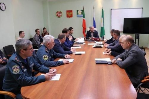 «Мин светофорны бөтенләй күрмәдем!» Яшел Үзәндә 25 яшьлек Руслан Иланов яшүсмерне бәрдереп үтерде