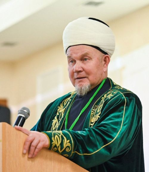 Җәлил хәзрәт Фазлыев: «Ике зур проблемабыз бар: берсе – кысыр җирләр, икенчесе – кысыр хатыннар»