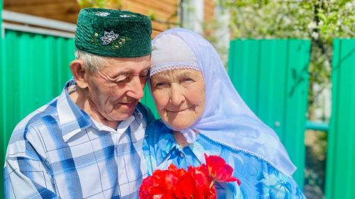 70 ел бергә яшәгән пар: «Сабыр булырга кирәк!»