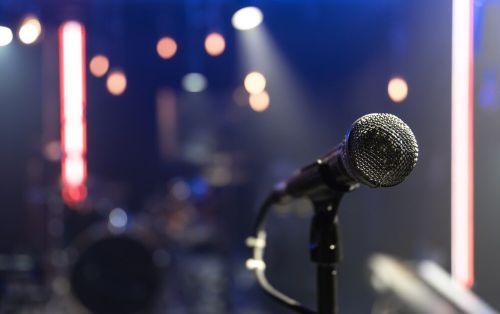 Танылган җырчы: «Көзгә саубуллашу концерты оештырам…»