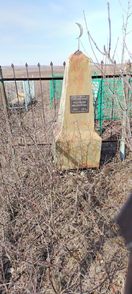 Яшел Үзән районы Түбән Урысбага җирлегендә бүген авыл тирәләрен җыештыру буенча өмә уздырганнар
