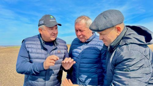 Мондый язны күргән юк иде - Яшел Үзән районында 4 апрельдә үк чәчүгә керештеләр