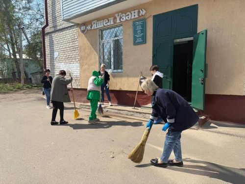 «Яшел Үзән» редакциясе хезмәткәрләре өмәгә кушылды