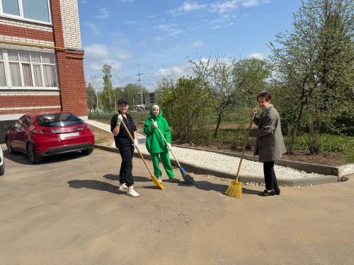 «Яшел Үзән» редакциясе хезмәткәрләре өмәгә кушылды