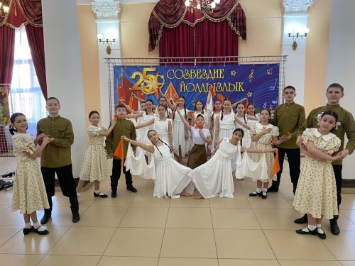 Осиново гимназиясе укучылары «Созвездие - Йолдызлык» фестивалендә өченче урынны яулады һәм суперфиналга чыкты