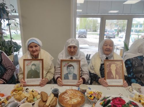 Бишнә мәдәният йортында сугыш чоры балалары өчен әдәби-музыкаль кичә уздырганнар