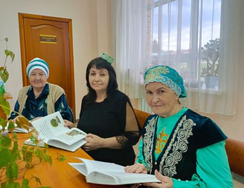 Яшел Үзән районы Олы Яке авылы мәдәният йортында «Нурга төренгән Тукай» исемле шигырь кичәсе узган