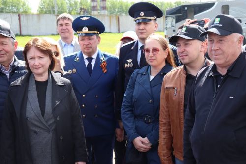 ТР Рәисе Яшел Үзәндә: Авыл хуҗалыгына ярдәм итү югары дәрәҗәдә!
