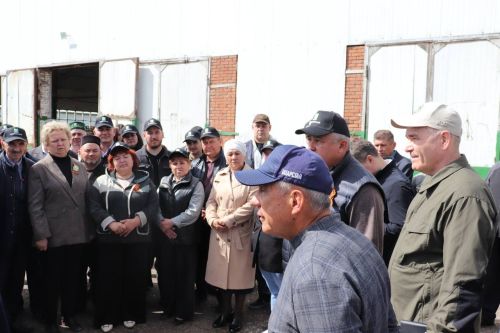 ТР Рәисе Яшел Үзәндә: Авыл хуҗалыгына ярдәм итү югары дәрәҗәдә!
