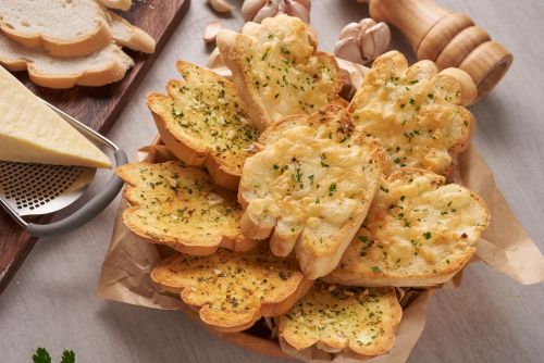 Сарымсаклы ипи