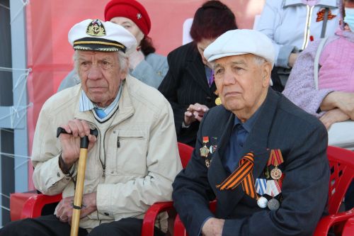 Җиргә кабат Җиңү язы килде. Яшел Үзәндә бәйрәм программасы