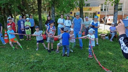 Олы Ачасыр авылында Халыкара балаларны яклау көнен билгеләп үттеләр