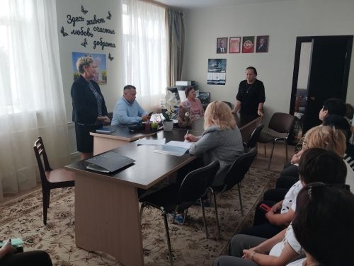 Норлат балалар йорты базасында түгәрәк өстәл үткәрделәр