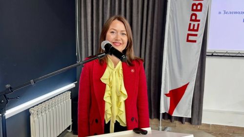 Яшел Үзәндә «Беренче адым» муниципаль конкурсында җиңүчеләрне бүләкләделәр