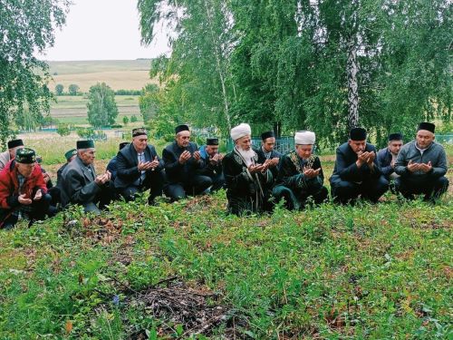 Бәчек мәчете 30 ел иман нуры тарата