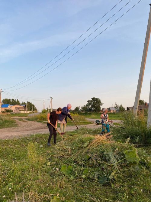Акъегет авылы халкы өмәгә чыккан