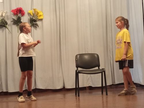 Файдалы да, күңелле дә каникуллар: Тау Илендә «Дуслар белән күңелле!» дигән чара үткәргәннәр