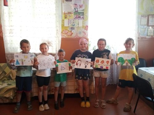 Файдалы да, күңелле дә каникуллар: Тау Илендә «Дуслар белән күңелле!» дигән чара үткәргәннәр
