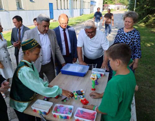 «Дельфин» шифаханәсе базасында балаларның һәм яшьләрнең «Тартария» интеллектуаль иҗаты төбәкара форумы уза