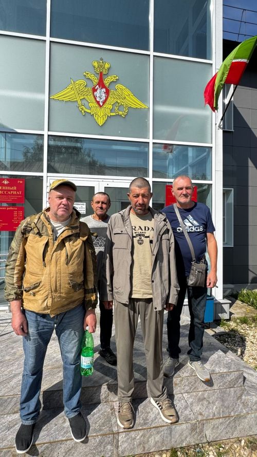 Ватаныбыз – бер, егетләребез – батыр!
