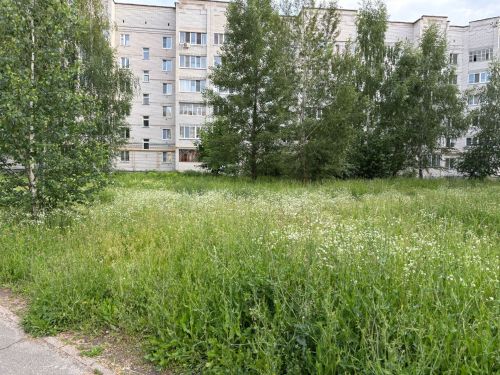 Төзүчеләр проспектында яшәүче яшь парда наркотик матдәле бик күп төргәкләр табылган
