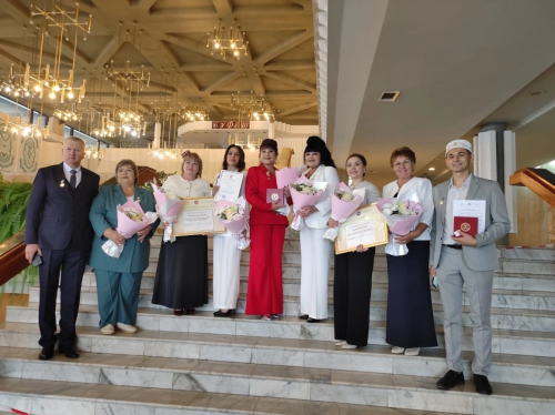 Бакырчы клубы мөдире Миләүшә Сәлахиевага ТР Мәдәният Министрлыгының Рәхмәт хаты тапшырылды