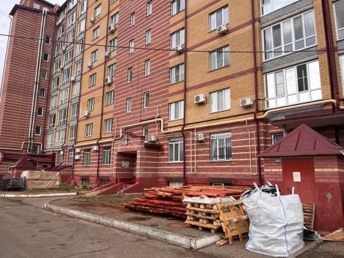 Яшел Үзәндә күпфатирлы йортларны капиталь ремонтлау программасы буенча эшләр дәвам итә