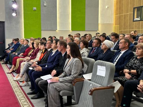 Яшел Үзән муниципаль районы Советының сигезенче сессиясе һәм дүртенче чакырылыш Яшел Үзән шәһәре Советының кырык икенче сессиясе узды
