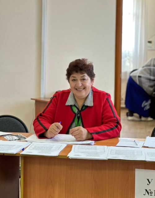 Олы Яке җирлегенең 1548 сайлау участогында сайлау оешкан төстә бара