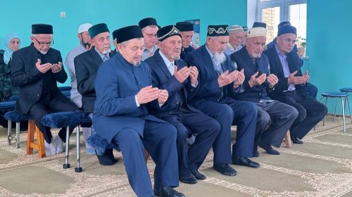 Гомер буе «җитәкләп» йөри торган догалар