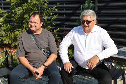 Яңа бистә туган көнен билгели: район башлыгы юл вәгъдә итте