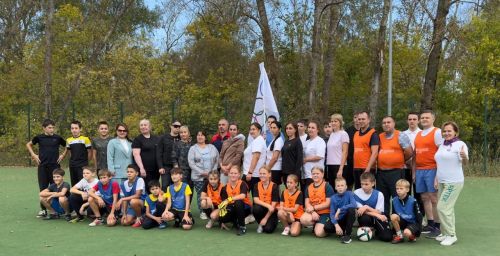 Әйшә гимназиясендә «Футболчылар гаиләсе» дигән футбол беренчелеге узган