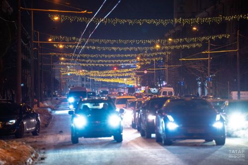 Дәүләт автоинспекциясе татарстанлыларга бәйрәмнәрдә юлларда иминлек турында искәртте