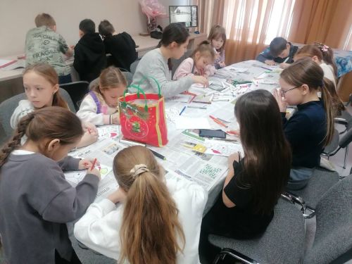 Яңа ел каникуллары вакытында Татар Танае мәдәният йортында балалар өчен иҗади остаханә ишекләрен ачты