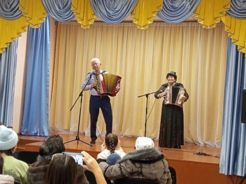 «Ышаныч» төркеме Бакырчы авылы клубында хәйрия концерты үткәрде