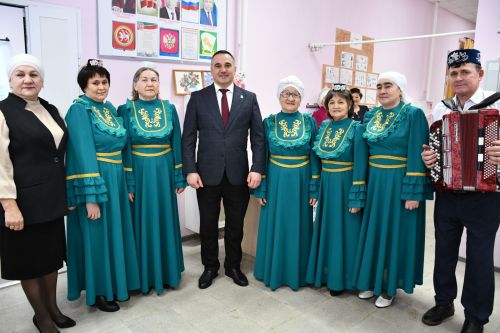 Күгәй халкы бердәм: «Башлыгыбызга — бишле!»