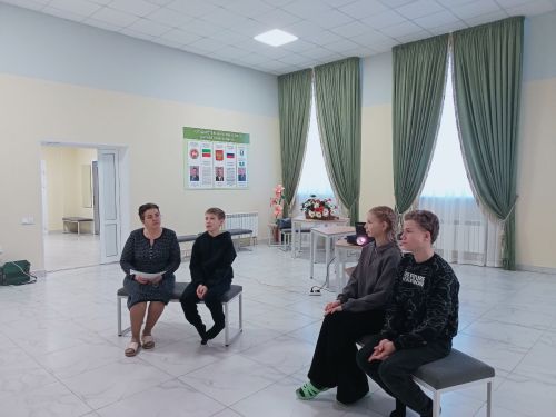 Олы Ачасырда «Герой булу нәрсә ул» дигән чара оештырылды