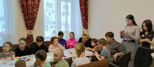 Бакырчы мәдәният йортында өлкәннәр һәм балалар өчен күңелле чара оештырганнар