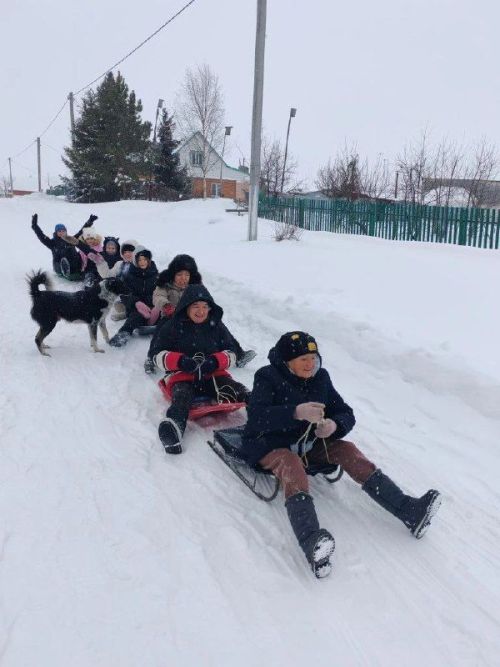 Олы Шырдан авылы мәдәният йорты хезмәткәрләре балалар өчен чын бәйрәм оештырды