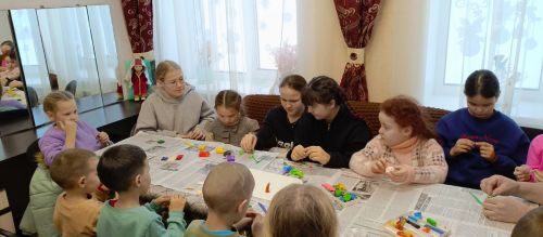 Бакырчы мәдәният йортында өлкәннәр һәм балалар өчен күңелле чара оештырганнар