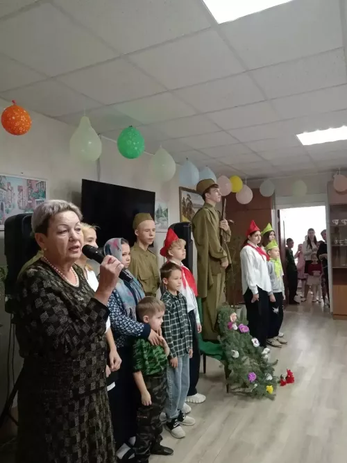 Норлат балалар йорты тәрбияләнүчеләре өлкәннәр өчен концерт куйды