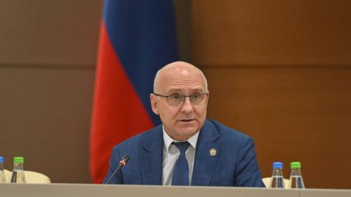 Батков ТРның тыюлык эше хезмәткәрләрен һөнәри бәйрәмнәре белән котлады