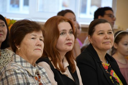 «Очей очарование»: шигърият телләрне һәм төбәкләрне берләштерә